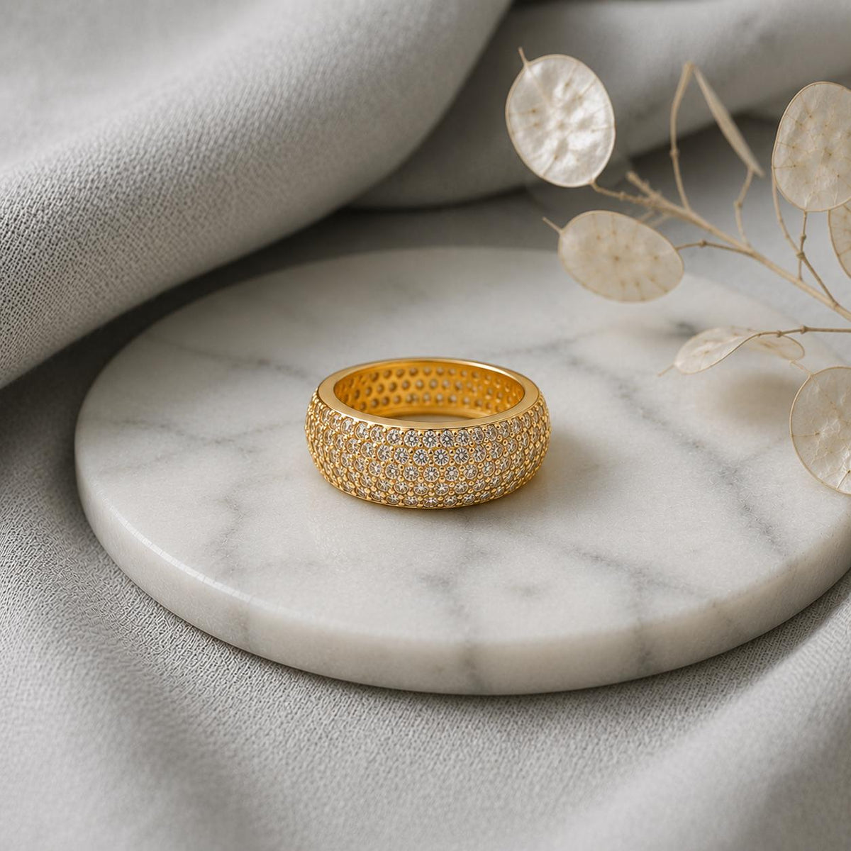 A0055 Golden Spark Elegance