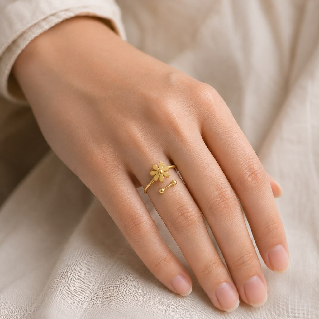 A0024 Golden Daisy Ring