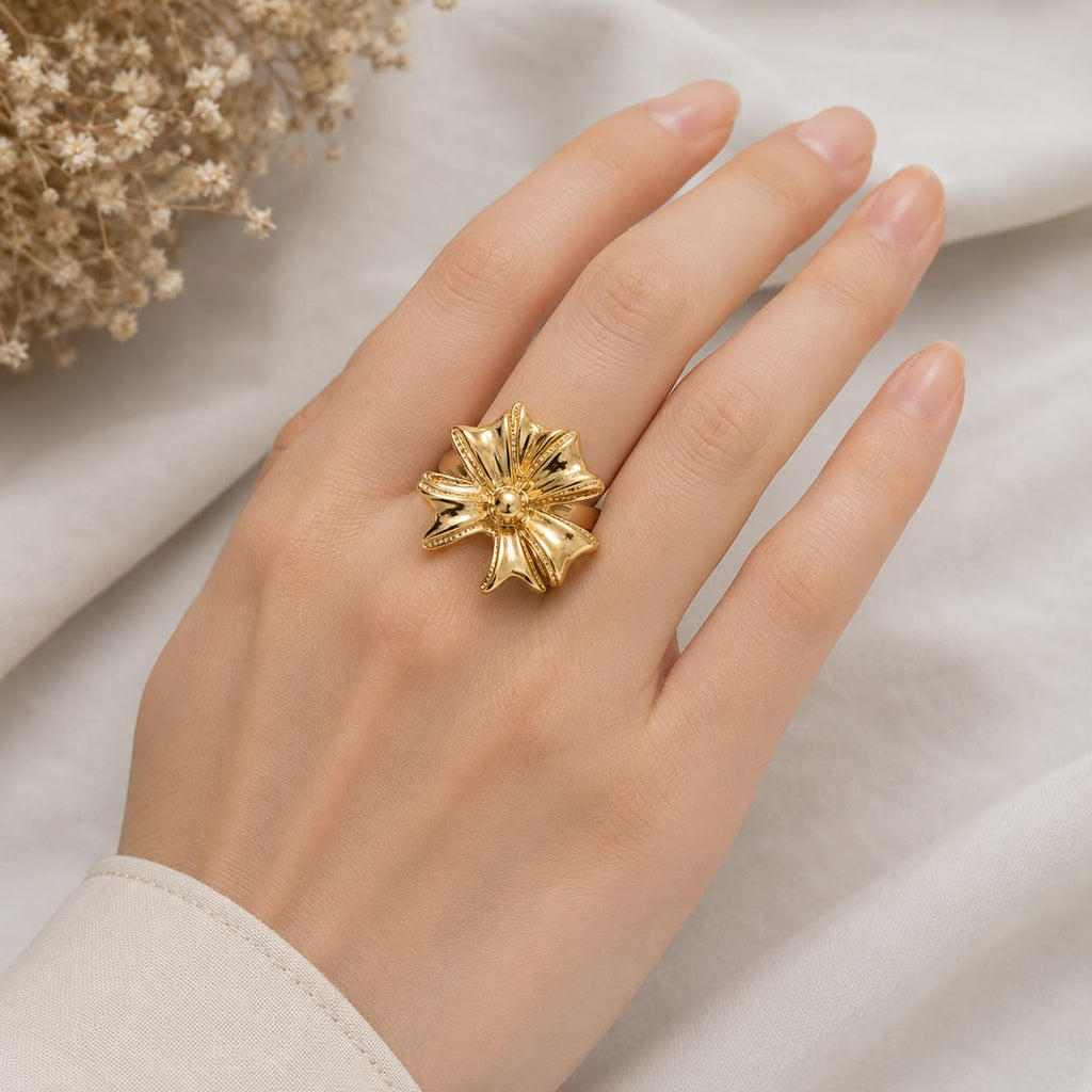 A0023 Golden Bloom Ring 🌸