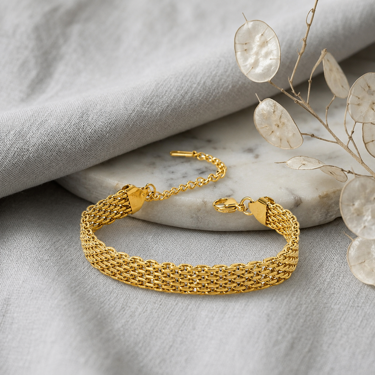 A0038 Golden Mesh Bracelet