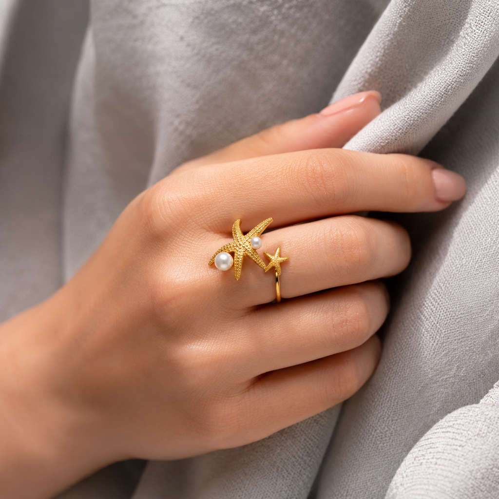 A008 Golden Starfish Ring