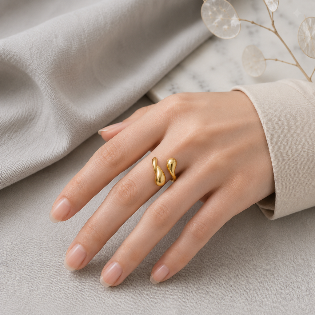 A0039 Golden Drop Ring