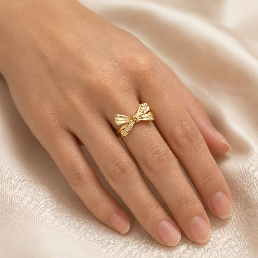 A0022 Golden Bow Elegance