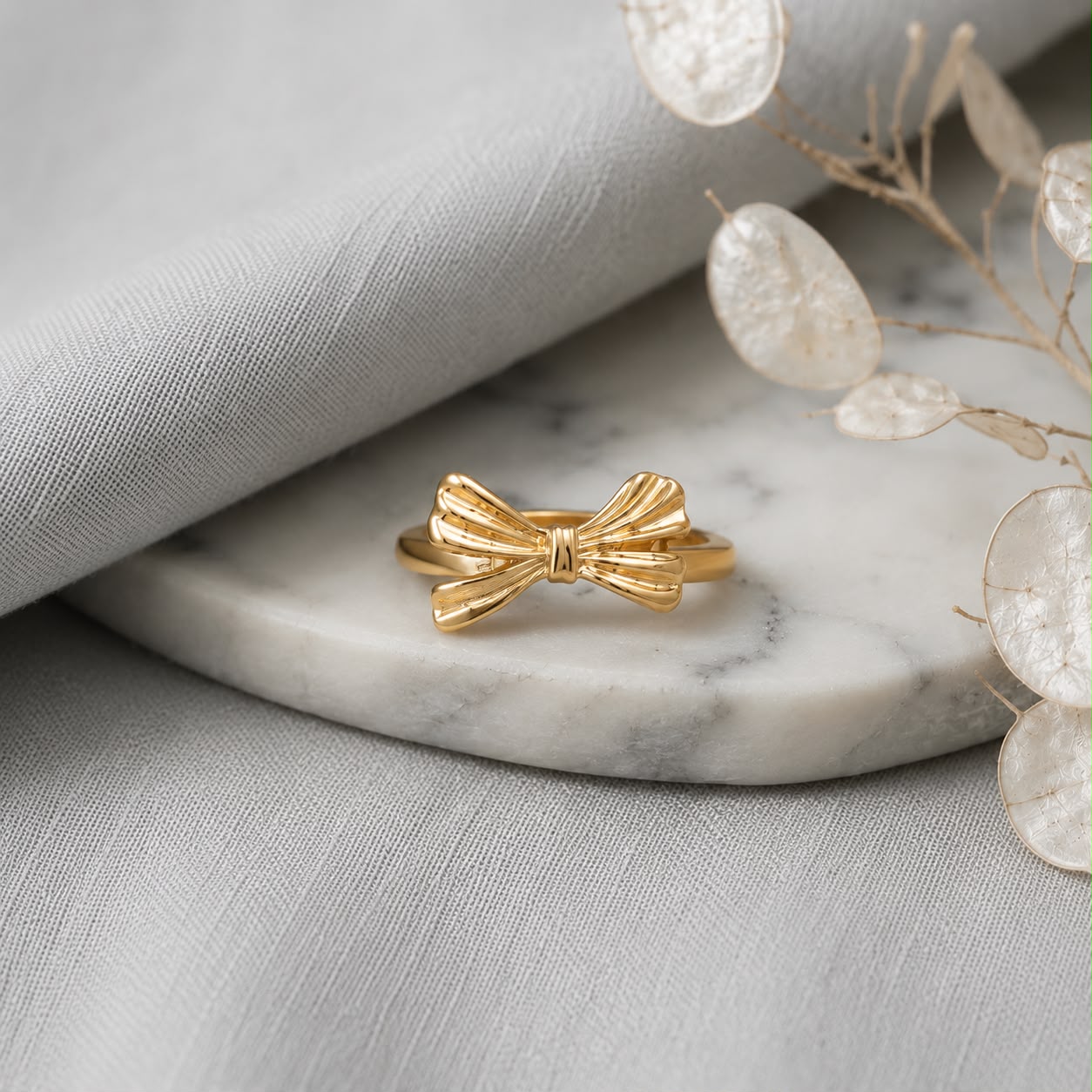 A0022 Golden Bow Elegance