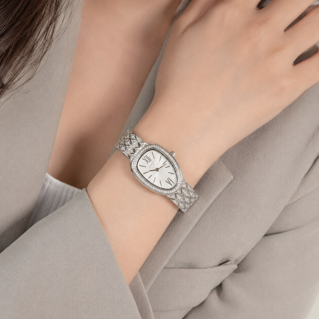 A0057 Timeless Silver Elegance